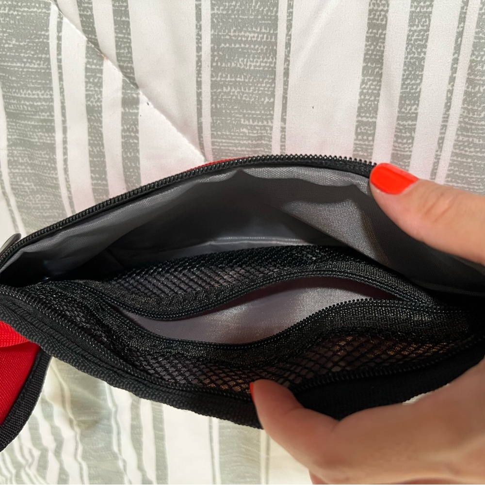 Supreme Red Waist Bag - Picture 5 of 5